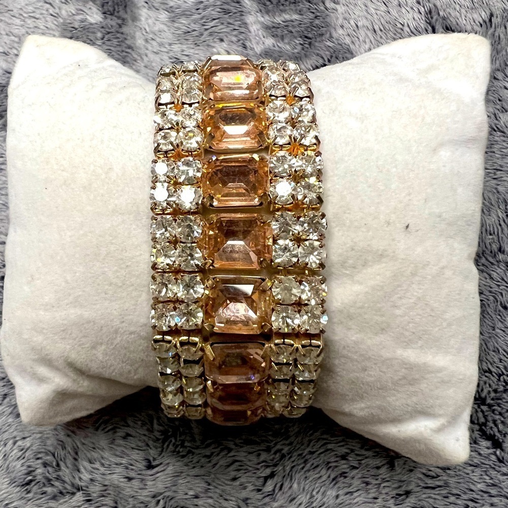 Vintage Champagne Colored Rhinestone Stretch Bracelet